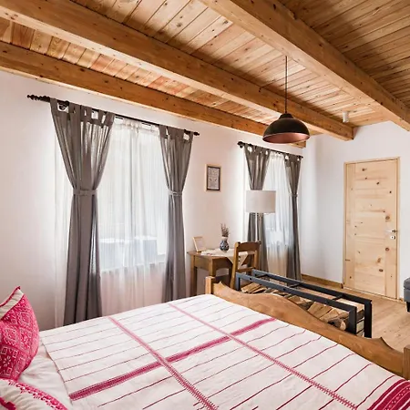 Mesendorf Gasthaus Panzió Mese